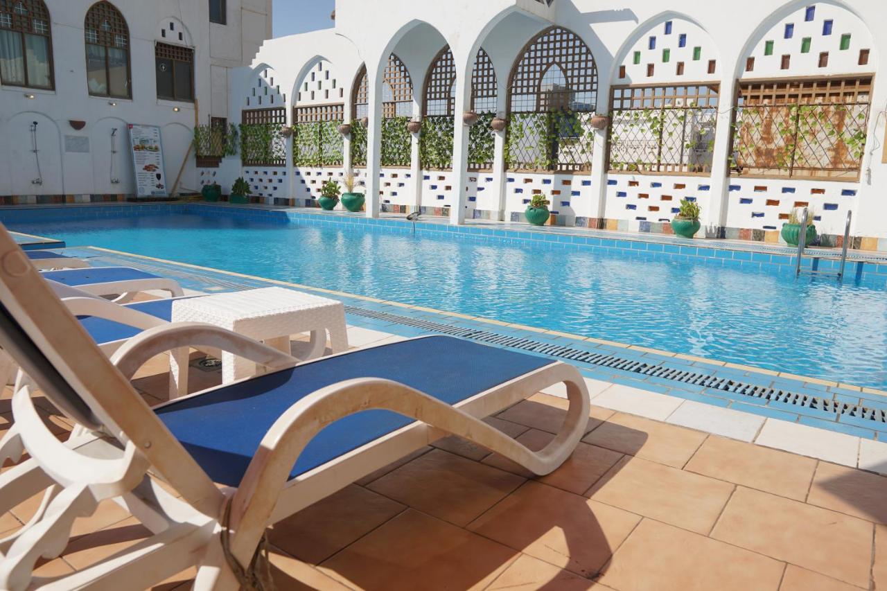 Kuwait Palace Hotel Koeweit Buitenkant foto